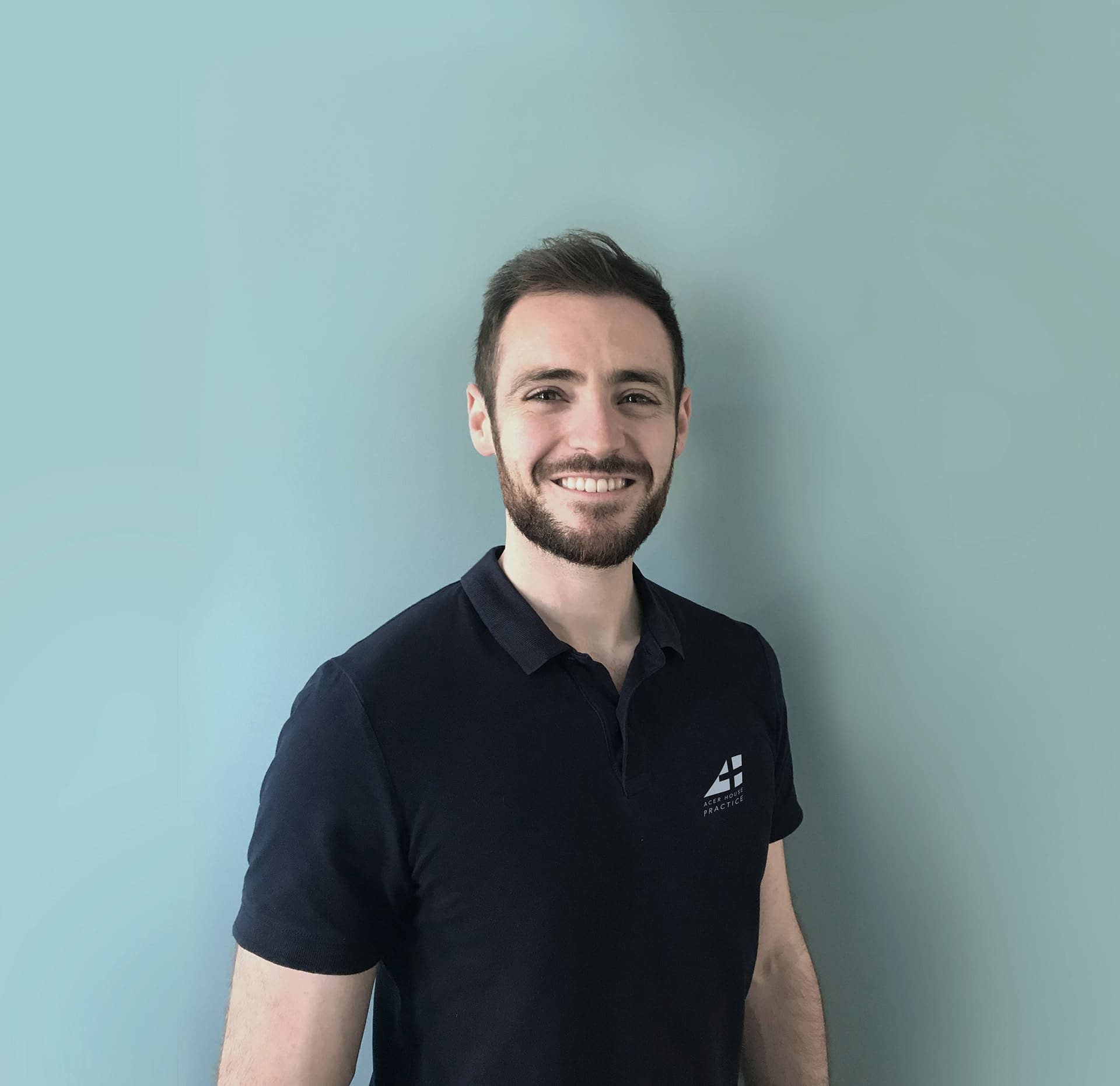 Peterphoto1-min-square-v2 Peter Horobin ¦ Osteopath ¦ Acer House Practice